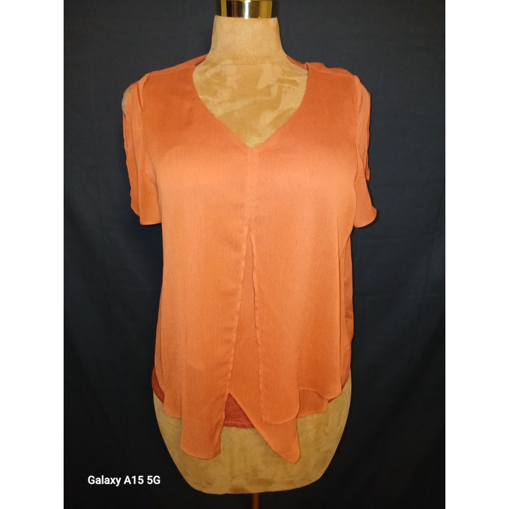 Beautiful Women's Shirt By Apt9